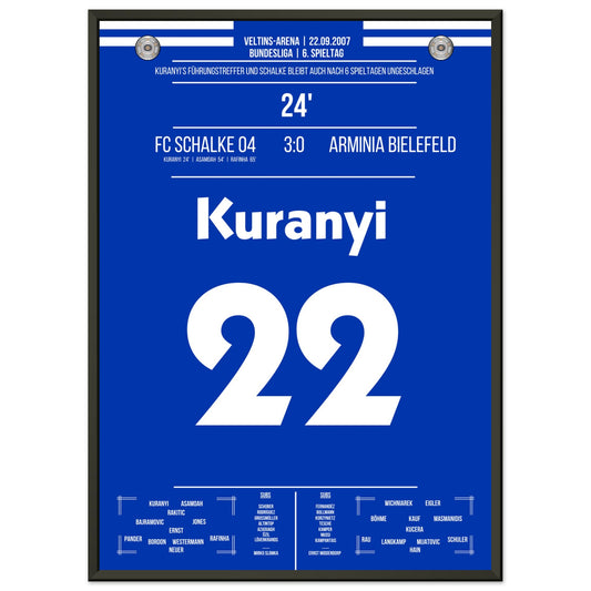 Kuranyi's Führungstreffer bei 3-0 Sieg gegen Bielefeld 2007 50x70-cm-20x28-Schwarzer-Aluminiumrahmen